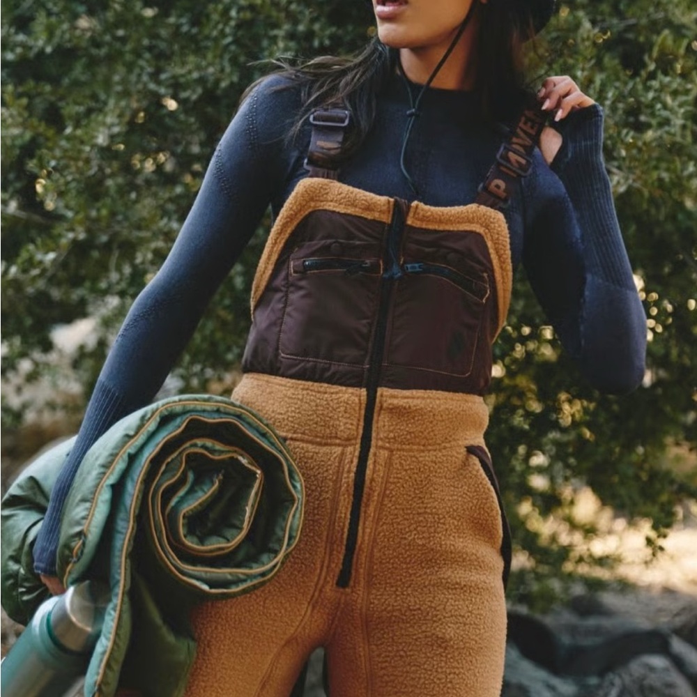 XS FREE PEOPLE MOVEMENT HIT THE SLOPES OVERALLS ONE PIECE SALOPETTE MSRP $198